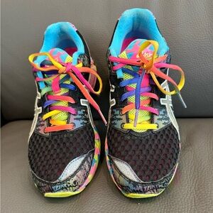 ASICS multi color sneaker. In good condition.
